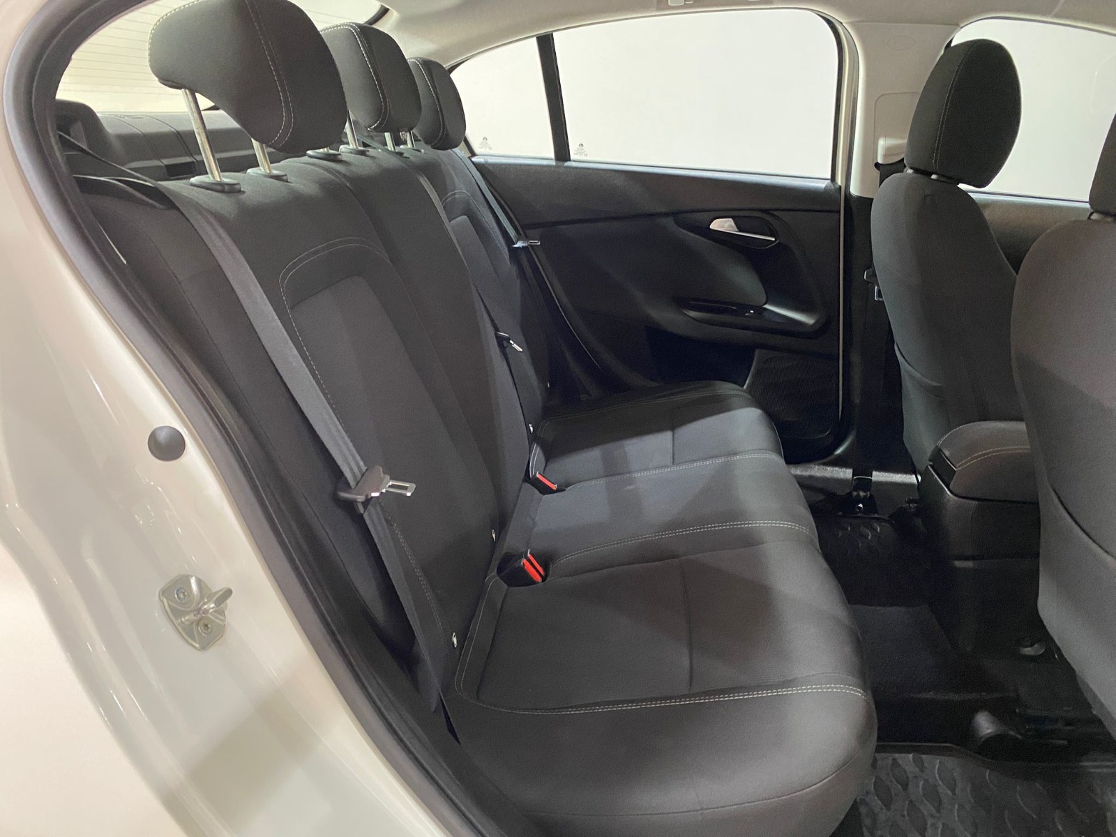 2022 Benzin Manuel Fiat Egea Beyaz Gürel Tasarım Aksesuar Otomotiv San. Tic. Ltd. Şti.