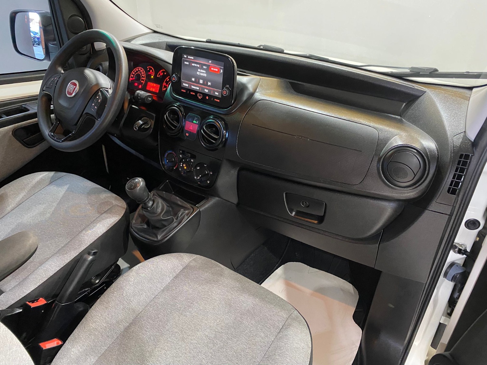 2023 Benzin + LPG Manuel Fiat Fiorino Beyaz Gürel Tasarım Aksesuar Otomotiv San. Tic. Ltd. Şti.
