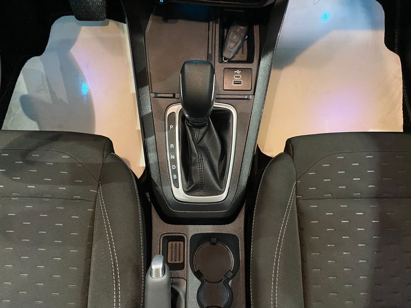 2024 MHEV Otomatik Ford Puma Beyaz Gürel Tasarım Aksesuar Otomotiv San. Tic. Ltd. Şti.