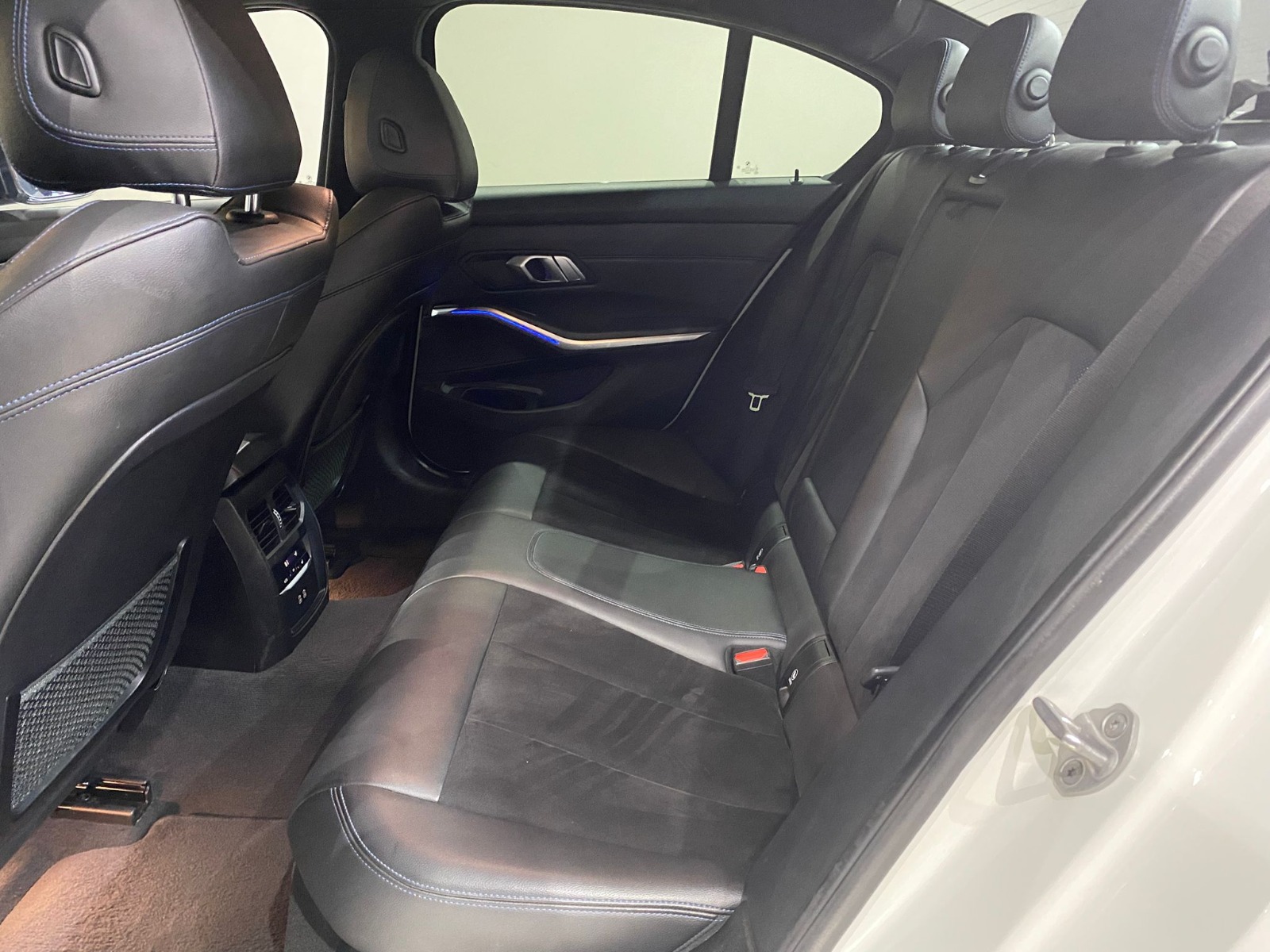 2020 Benzin Otomatik BMW 3 Serisi Beyaz Gürel Tasarım Aksesuar Otomotiv San. Tic. Ltd. Şti.