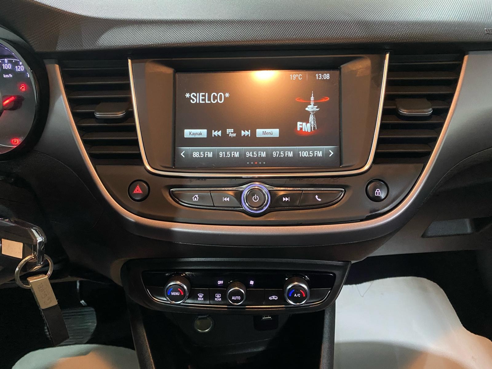 2023 Benzin Otomatik Opel Crossland Gri Gürel Tasarım Aksesuar Otomotiv San. Tic. Ltd. Şti.