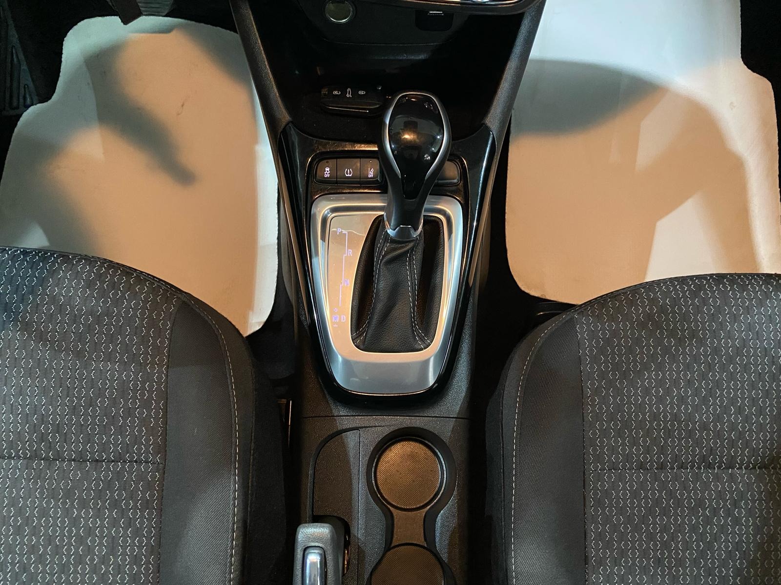2023 Benzin Otomatik Opel Crossland Gri Gürel Tasarım Aksesuar Otomotiv San. Tic. Ltd. Şti.