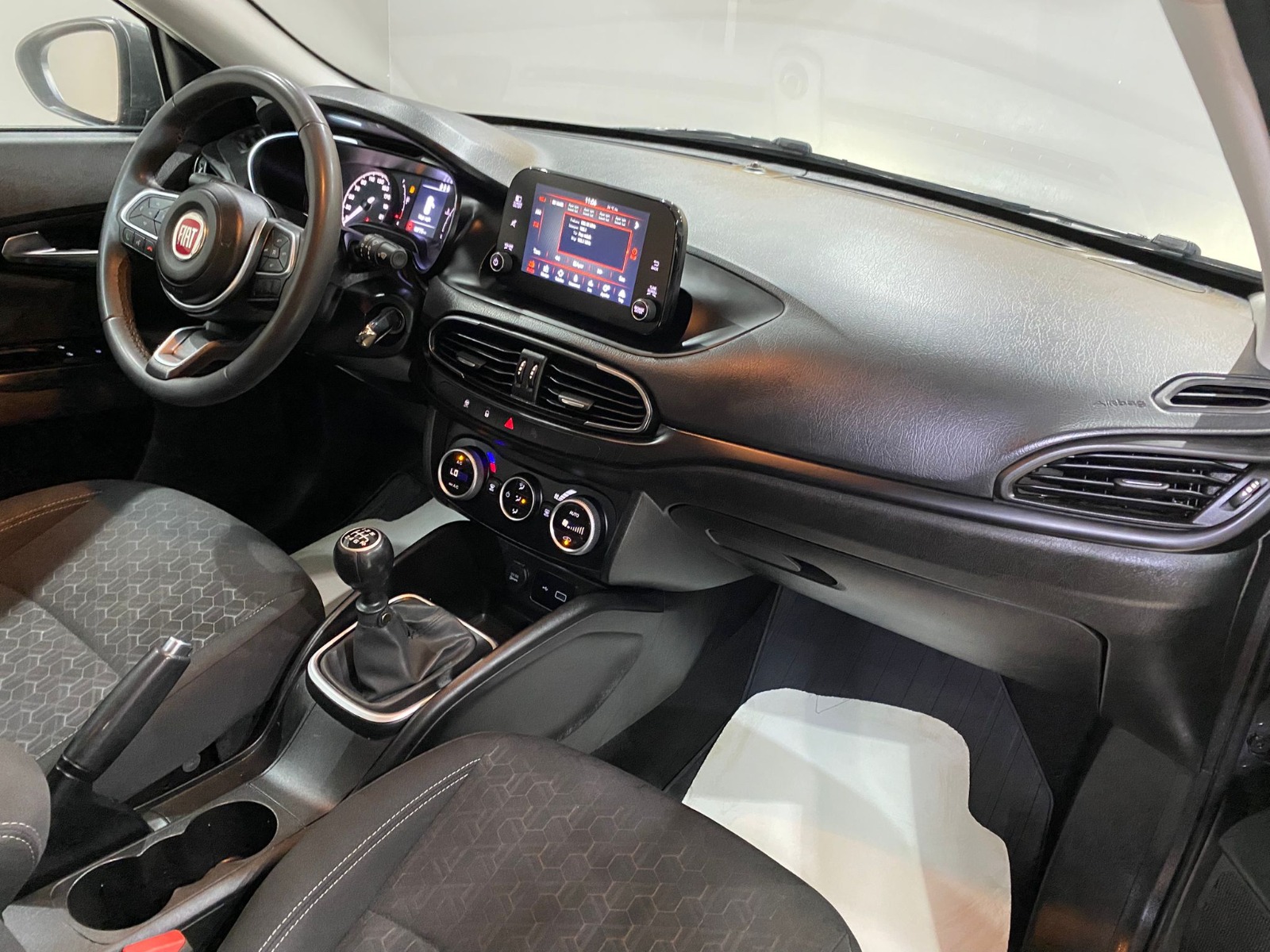 2023 Benzin Manuel Fiat Egea Gri Gürel Tasarım Aksesuar Otomotiv San. Tic. Ltd. Şti.