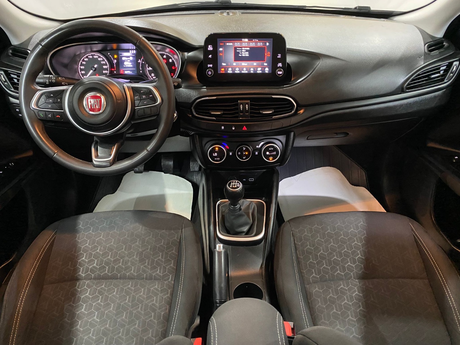 2023 Benzin Manuel Fiat Egea Gri Gürel Tasarım Aksesuar Otomotiv San. Tic. Ltd. Şti.
