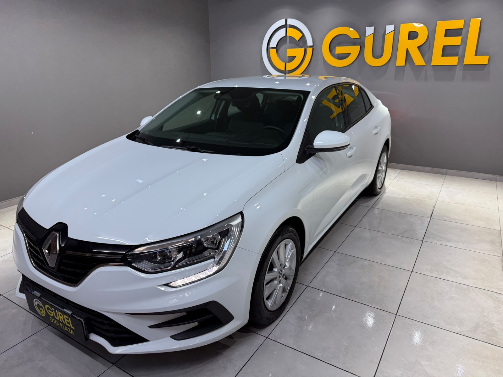 2026 Benzin Manuel RENAULT MEGANE Beyaz Gürel Tasarım Aksesuar Otomotiv San. Tic. Ltd. Şti.