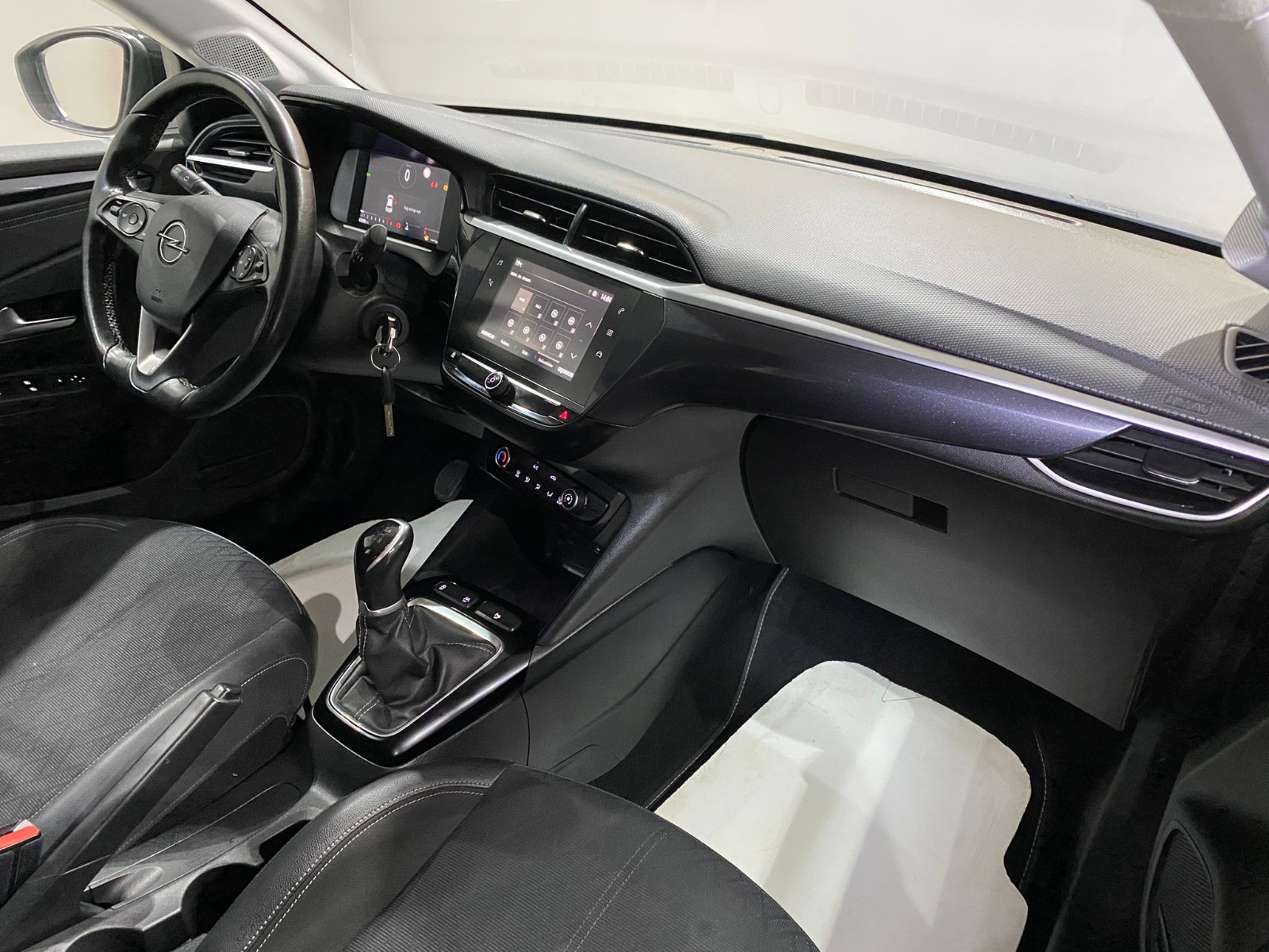 2020 Benzin Manuel Opel Corsa Lacivert Gürel Tasarım Aksesuar Otomotiv San. Tic. Ltd. Şti.