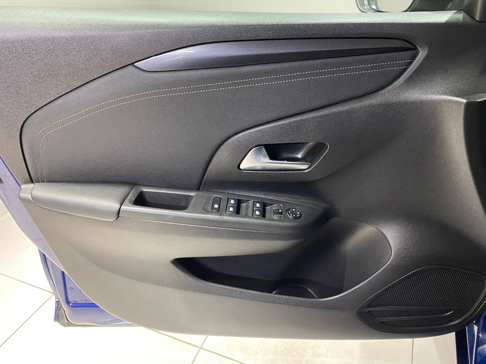 2020 Benzin Manuel Opel Corsa Lacivert Gürel Tasarım Aksesuar Otomotiv San. Tic. Ltd. Şti.