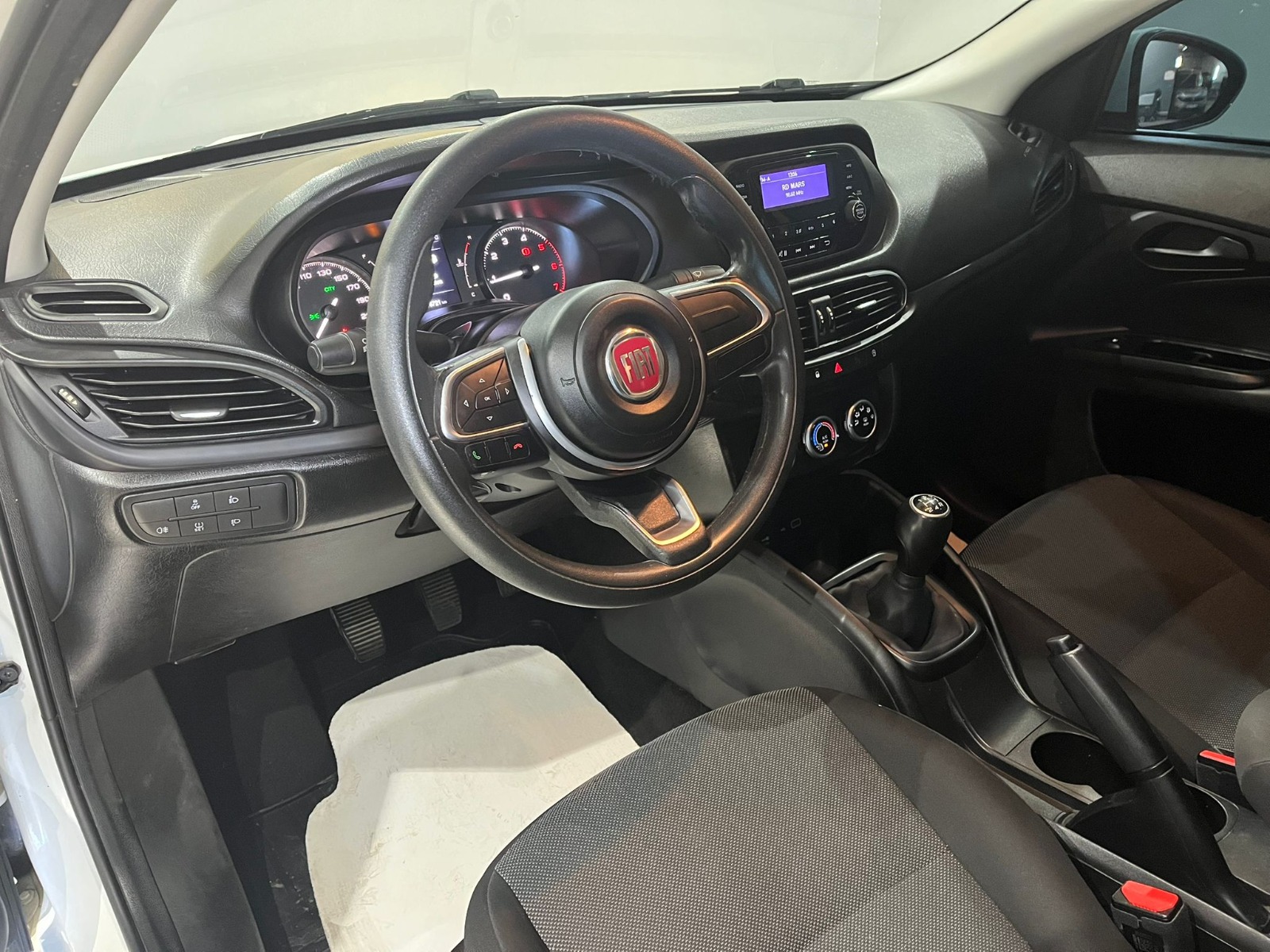 2022 Dizel Manuel Fiat Egea Beyaz Gürel Tasarım Aksesuar Otomotiv San. Tic. Ltd. Şti.