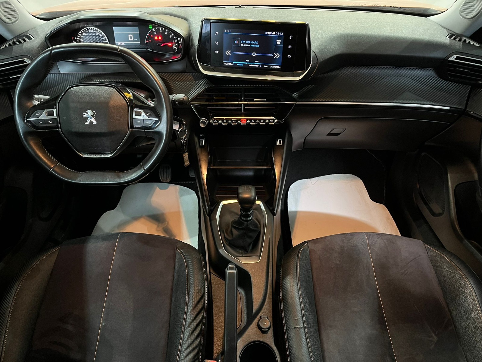 2021 Benzin Manuel Peugeot 2008 Turuncu Gürel Tasarım Aksesuar Otomotiv San. Tic. Ltd. Şti.