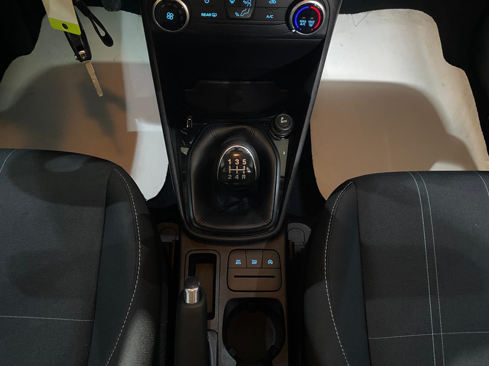 2019 Benzin Manuel Ford Fiesta Beyaz Gürel Tasarım Aksesuar Otomotiv San. Tic. Ltd. Şti.