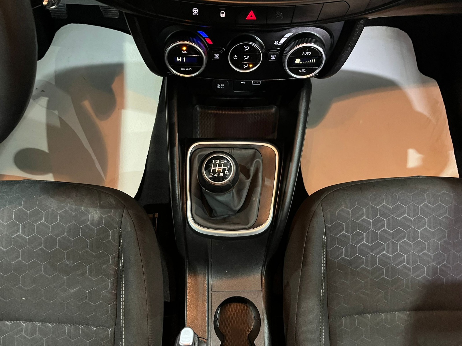 2023 Benzin Manuel Fiat Egea Gri Gürel Tasarım Aksesuar Otomotiv San. Tic. Ltd. Şti.