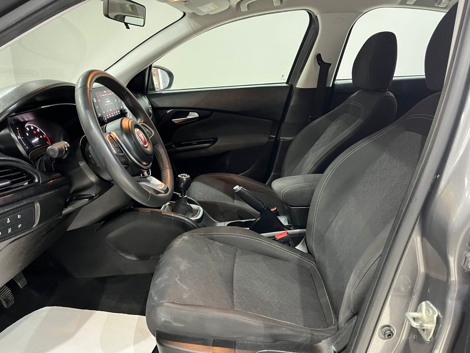 2023 Benzin Manuel Fiat Egea Gri Gürel Tasarım Aksesuar Otomotiv San. Tic. Ltd. Şti.