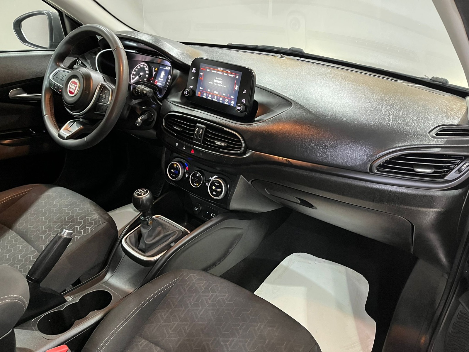 2023 Benzin Manuel Fiat Egea Gri Gürel Tasarım Aksesuar Otomotiv San. Tic. Ltd. Şti.