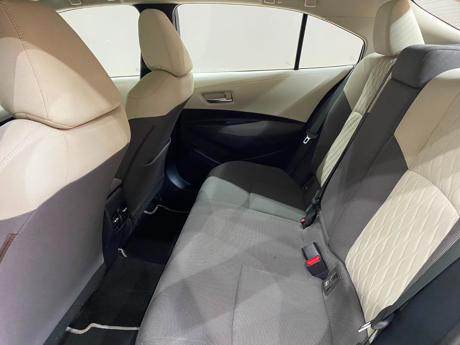 2022 Hybrid Otomatik Toyota Corolla Gri Gürel Tasarım Aksesuar Otomotiv San. Tic. Ltd. Şti.