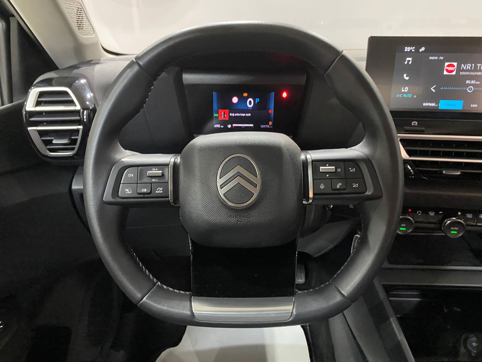 2025 Benzin Otomatik Citroen C4 X Gri Gürel Tasarım Aksesuar Otomotiv San. Tic. Ltd. Şti.