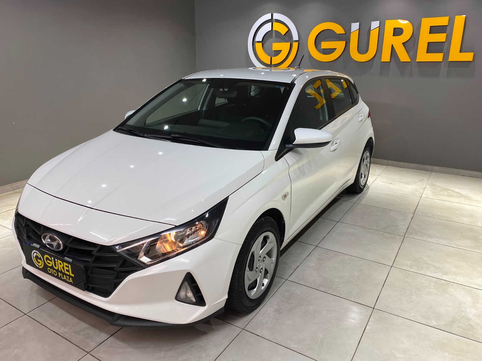 2022 Benzin Otomatik Hyundai i20 Beyaz Gürel Tasarım Aksesuar Otomotiv San. Tic. Ltd. Şti.