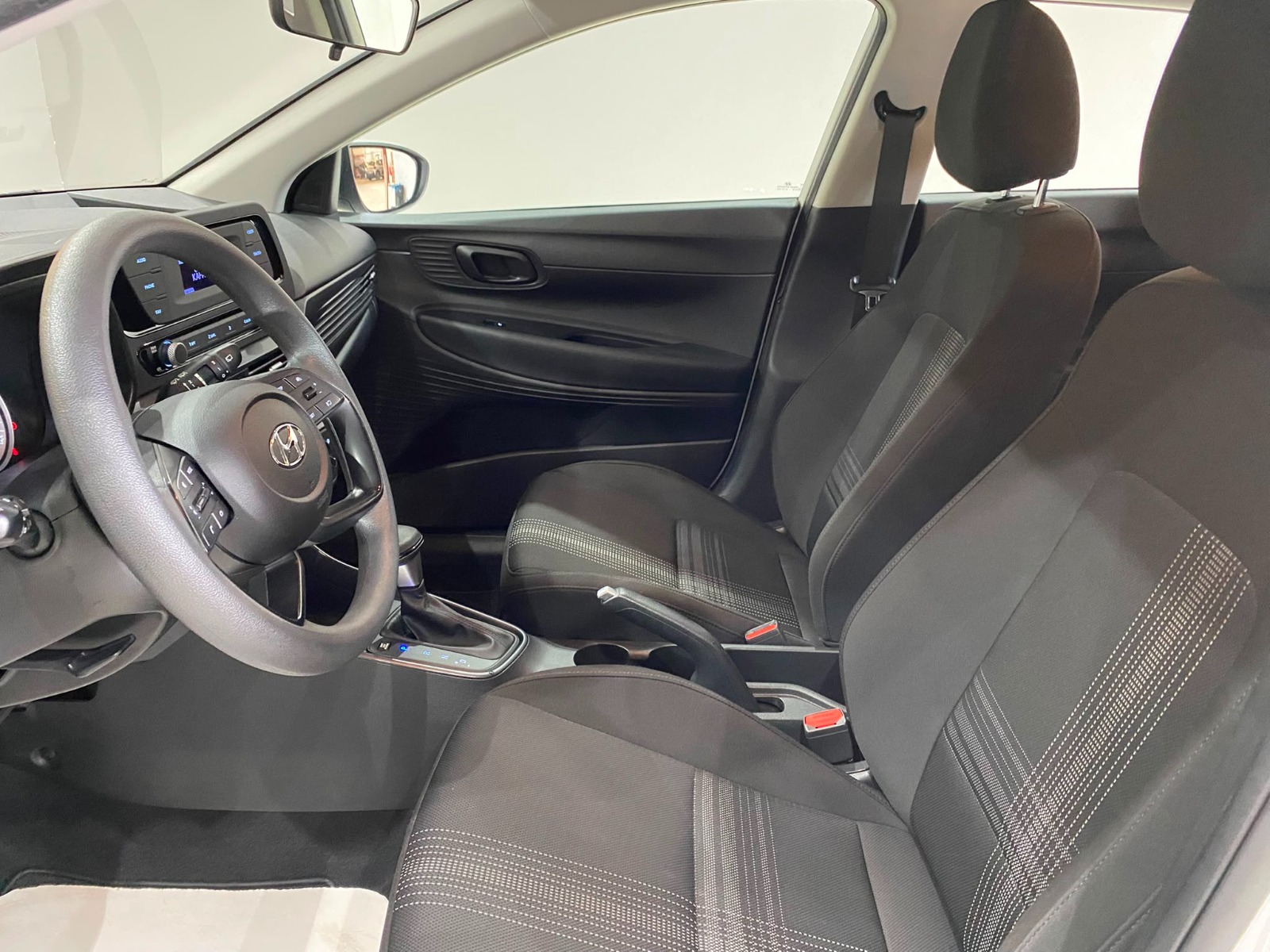 2022 Benzin Otomatik Hyundai i20 Beyaz Gürel Tasarım Aksesuar Otomotiv San. Tic. Ltd. Şti.