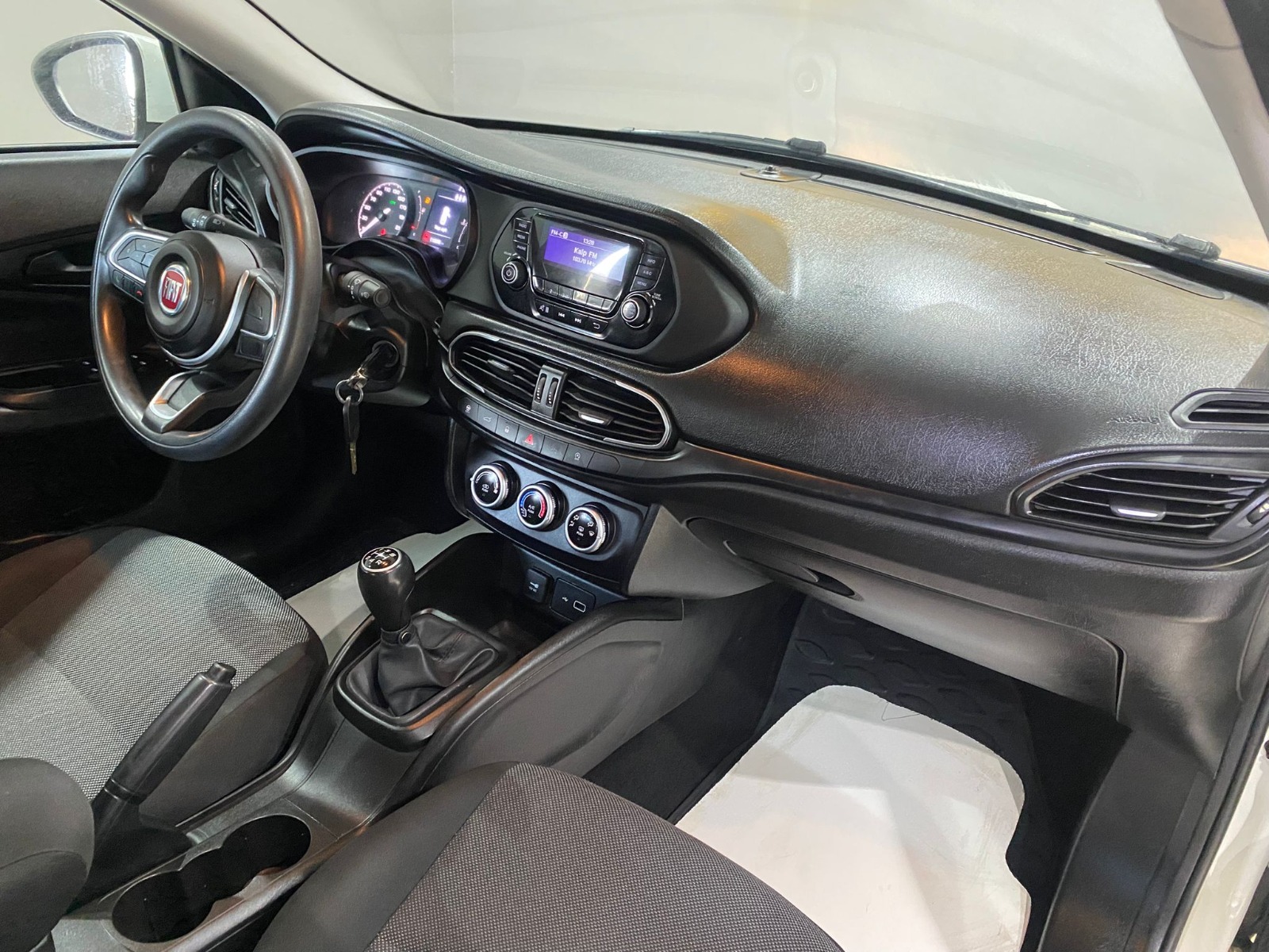 2022 Dizel Manuel Fiat Egea Beyaz Gürel Tasarım Aksesuar Otomotiv San. Tic. Ltd. Şti.