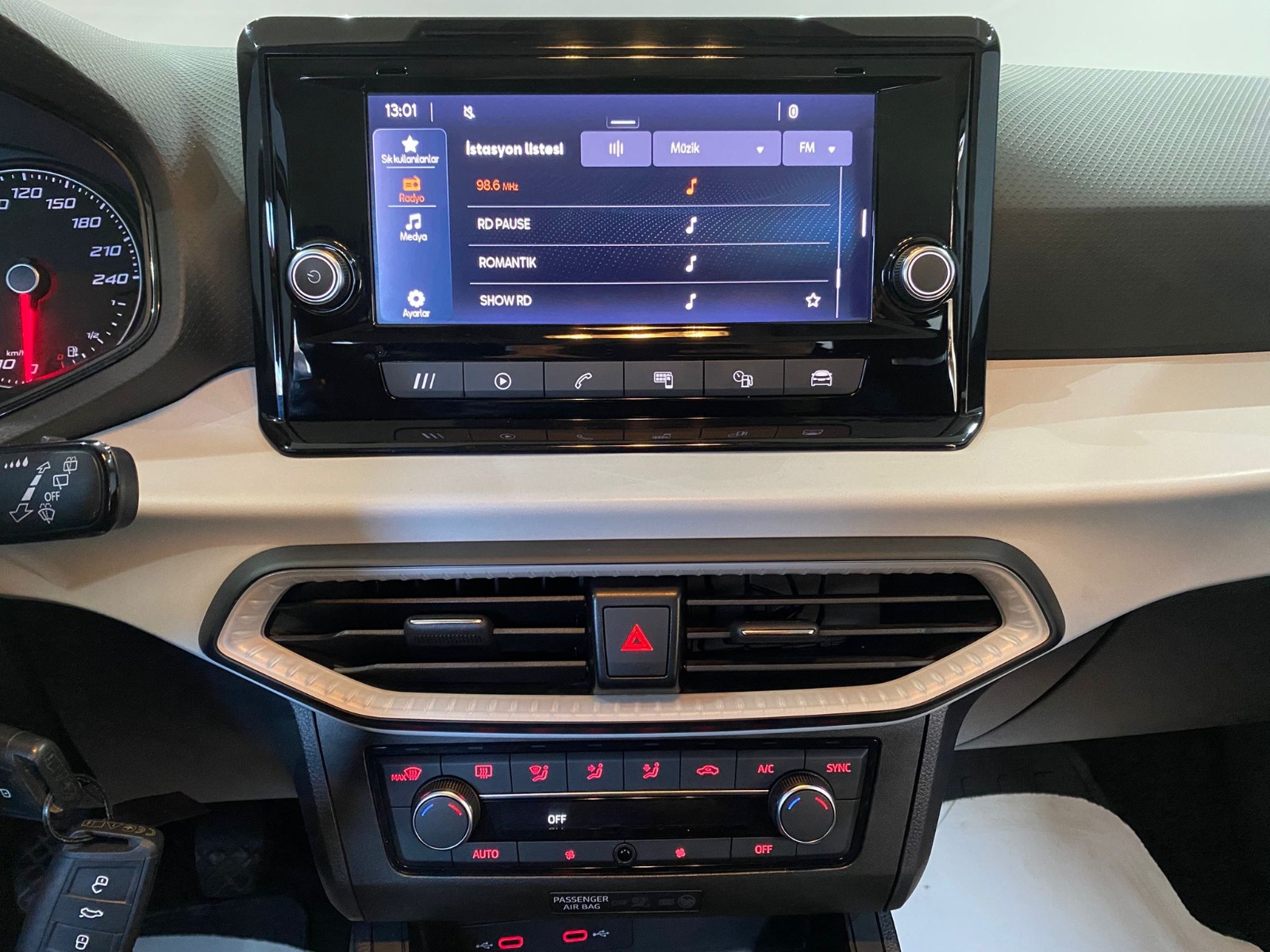 2021 Benzin Manuel Seat Ibiza Kırmızı Gürel Tasarım Aksesuar Otomotiv San. Tic. Ltd. Şti.