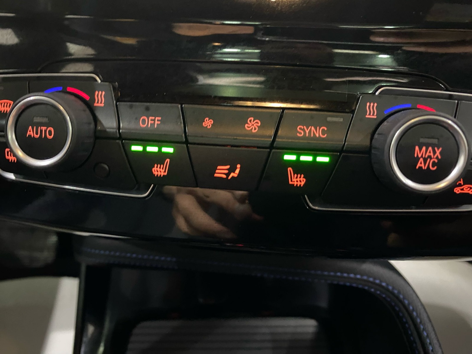 2021 Benzin Otomatik BMW X1 Mavi Gürel Tasarım Aksesuar Otomotiv San. Tic. Ltd. Şti.