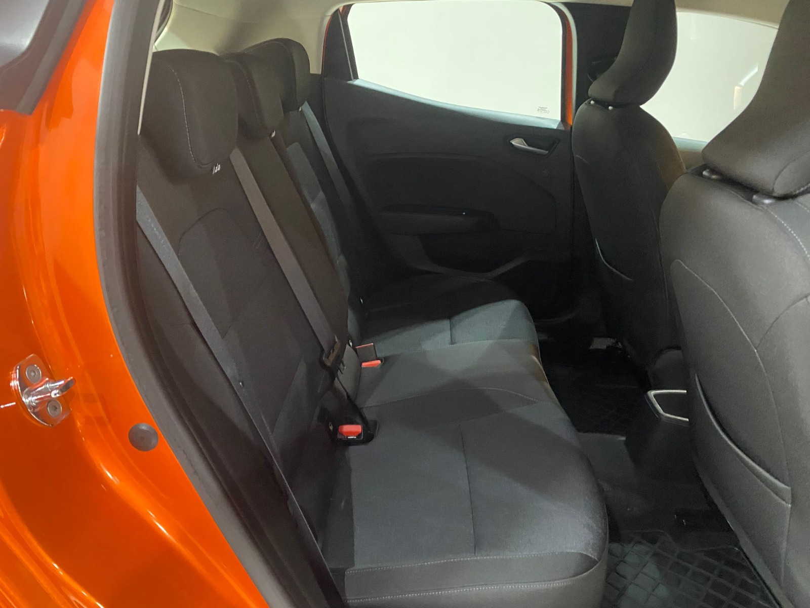 2022 Benzin Otomatik Renault Clio Turuncu Gürel Tasarım Aksesuar Otomotiv San. Tic. Ltd. Şti.
