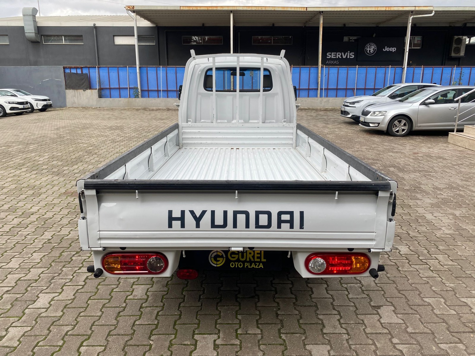 TaksitliOto.Net | 2.El Hyundai H 100 | Manuel & Dizel | Beyaz | İzmir.2el 2023 Dizel Manuel Hyundai H Beyaz Gürel Tasarım Aksesuar Otomotiv San. Tic. Ltd. Şti.