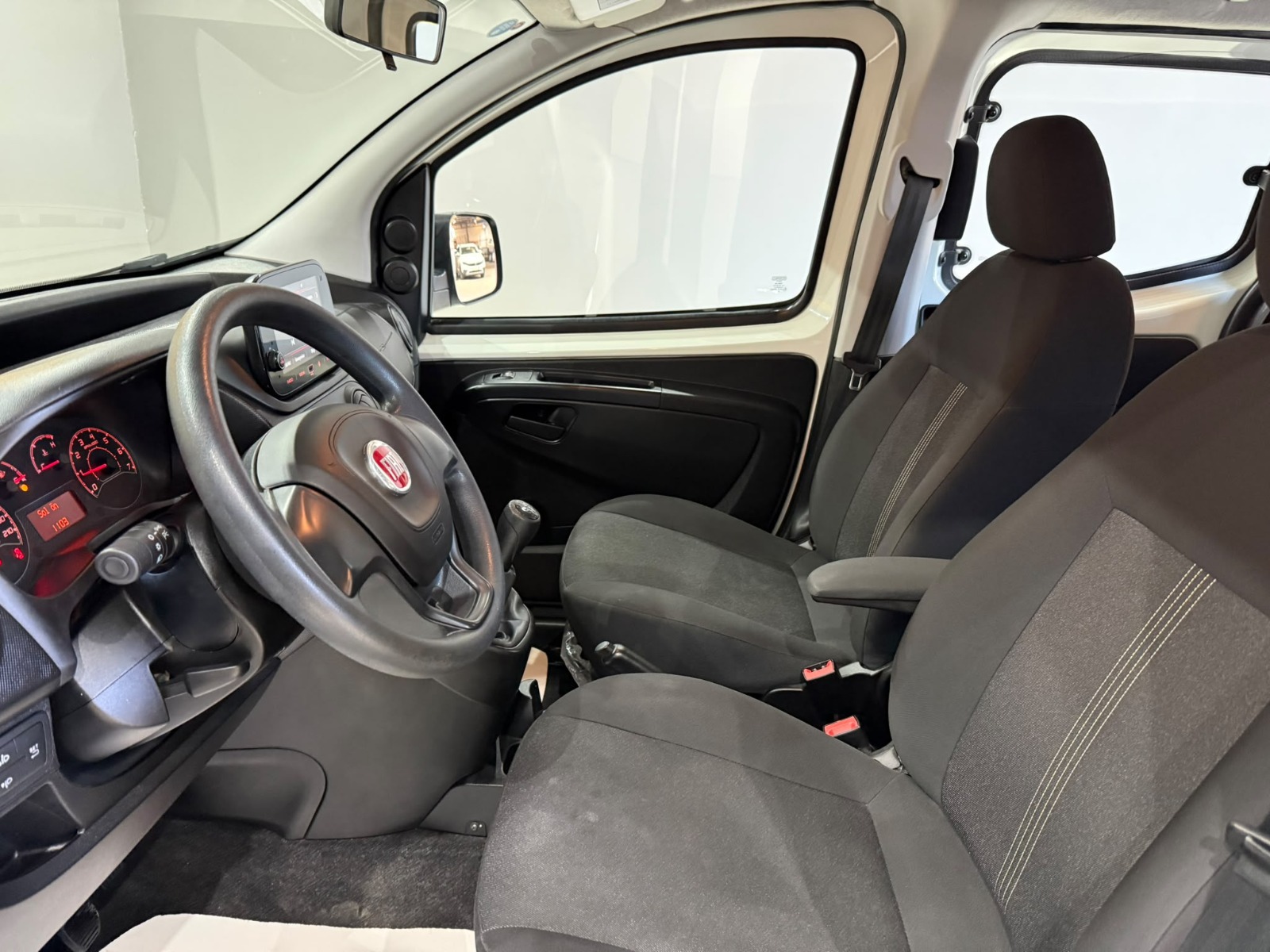 2024 Dizel Manuel Fiat Fiorino Combi Beyaz Gürel Tasarım Aksesuar Otomotiv San. Tic. Ltd. Şti.