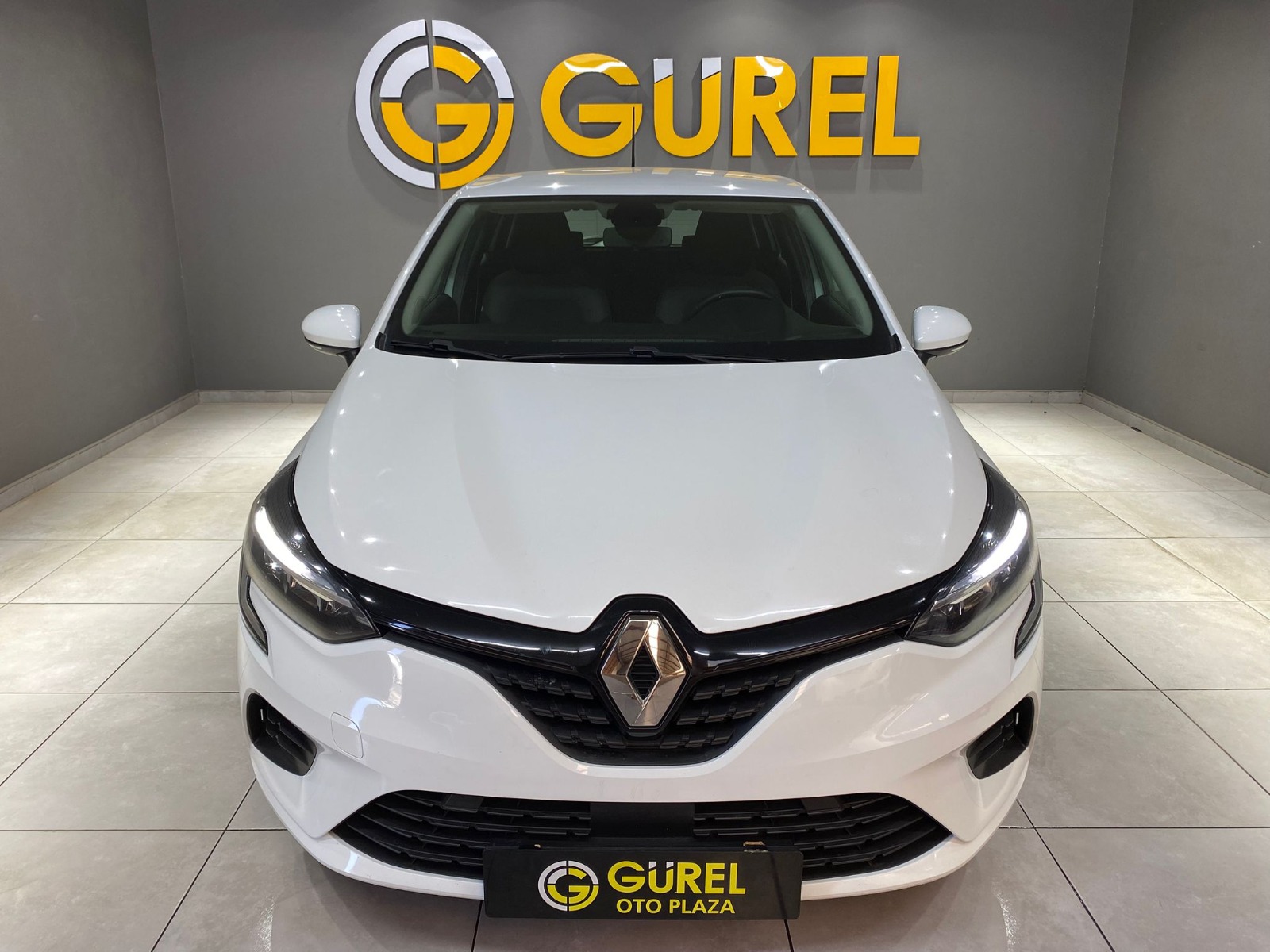 2022 Benzin Otomatik Renault Clio Beyaz Gürel Tasarım Aksesuar Otomotiv San. Tic. Ltd. Şti.