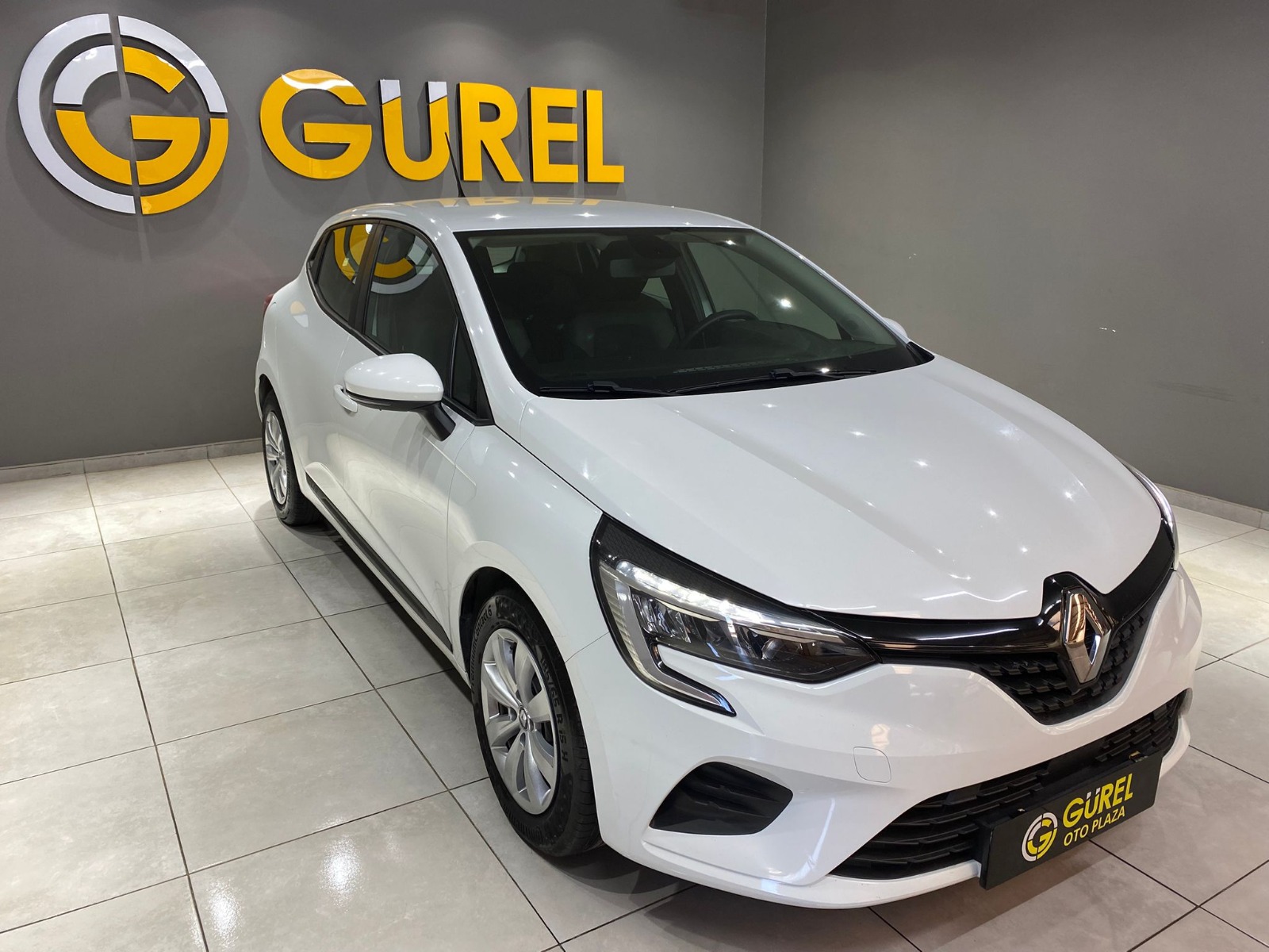 2022 Benzin Otomatik Renault Clio Beyaz Gürel Tasarım Aksesuar Otomotiv San. Tic. Ltd. Şti.