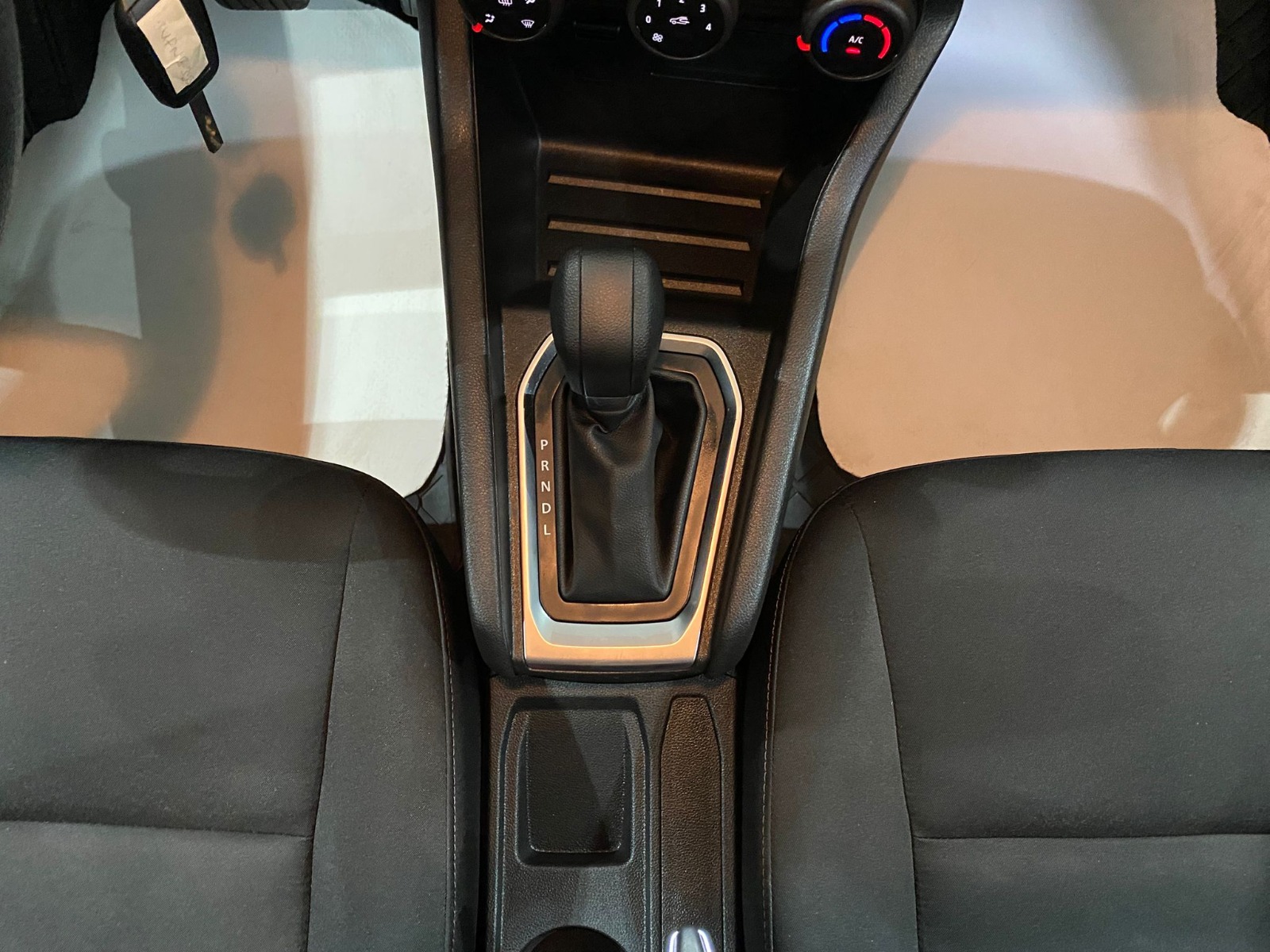 2022 Benzin Otomatik Renault Clio Beyaz Gürel Tasarım Aksesuar Otomotiv San. Tic. Ltd. Şti.