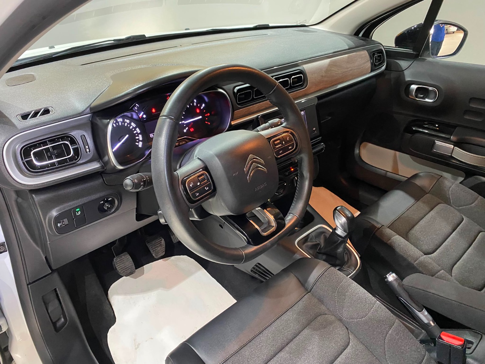 2021 Benzin Manuel Citroen C3 Beyaz Gürel Tasarım Aksesuar Otomotiv San. Tic. Ltd. Şti.