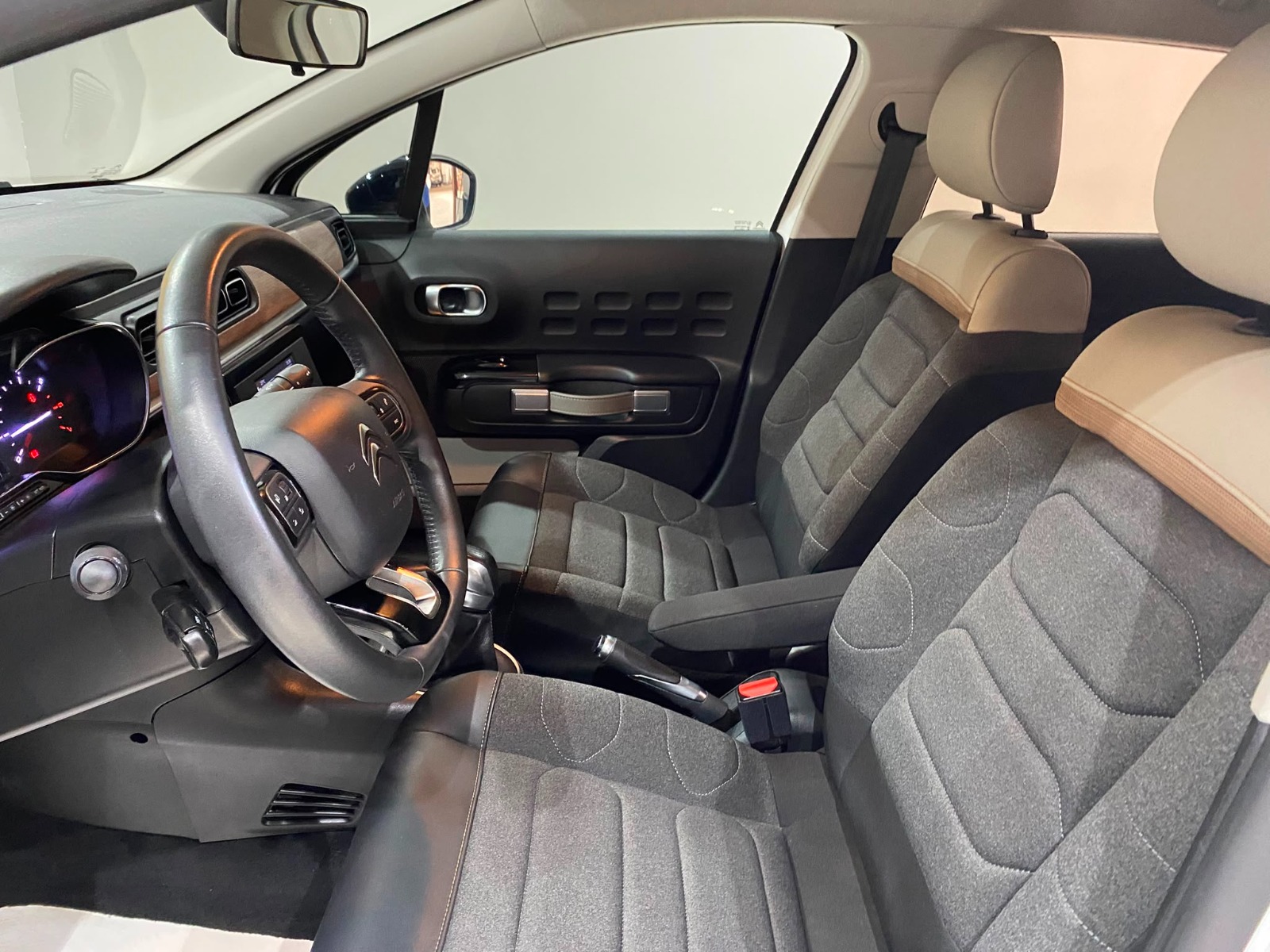 2021 Benzin Manuel Citroen C3 Beyaz Gürel Tasarım Aksesuar Otomotiv San. Tic. Ltd. Şti.