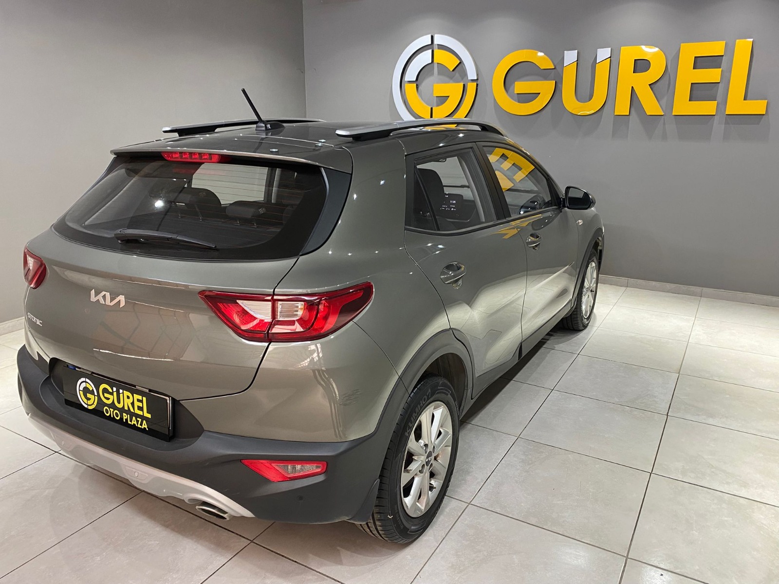2023 Benzin Otomatik Kia Stonic Yeşil Gürel Tasarım Aksesuar Otomotiv San. Tic. Ltd. Şti.