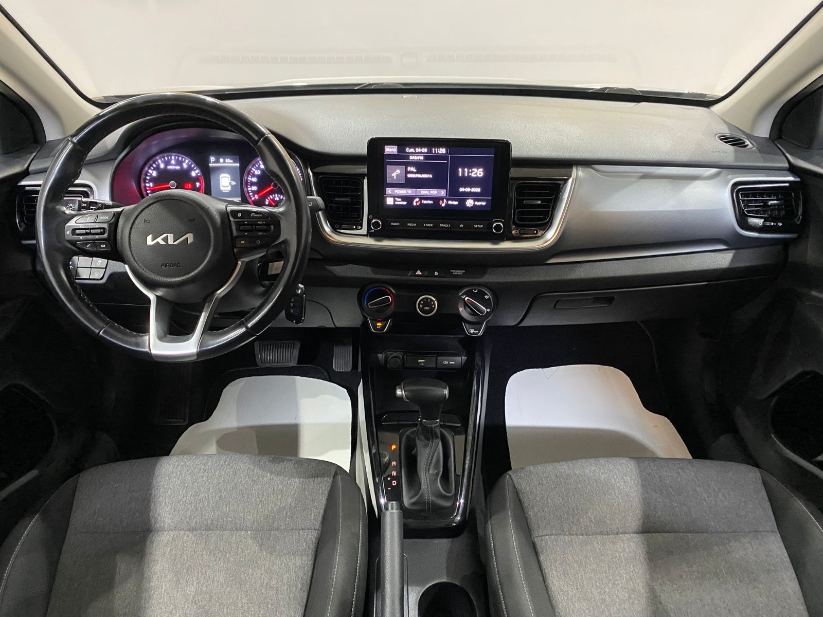 2023 Benzin Otomatik Kia Stonic Yeşil Gürel Tasarım Aksesuar Otomotiv San. Tic. Ltd. Şti.