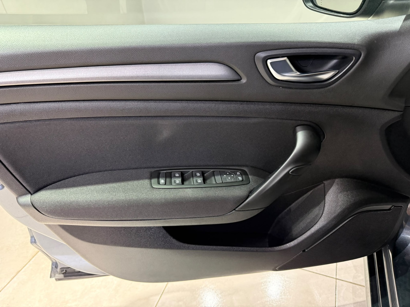 2021 Benzin Otomatik Renault Megane Gri Gürel Tasarım Aksesuar Otomotiv San. Tic. Ltd. Şti.