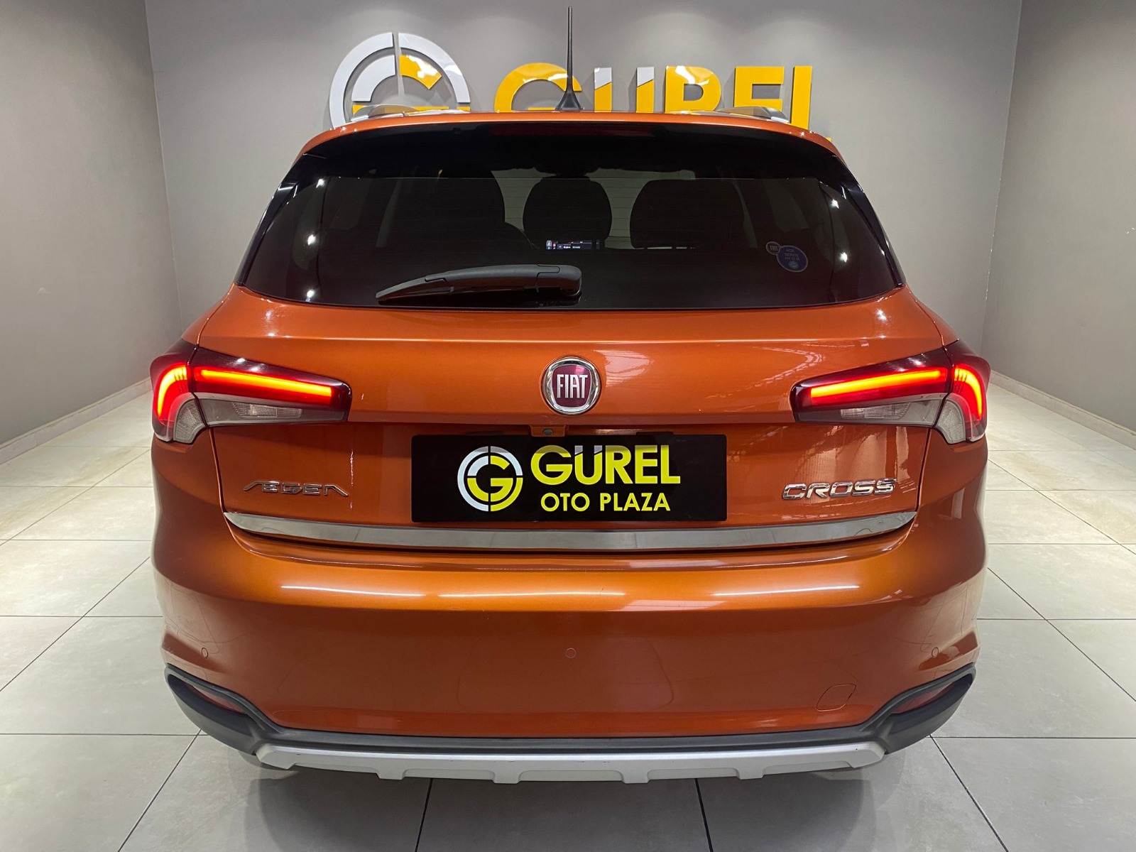 2021 Benzin Manuel Fiat Egea Turuncu Gürel Tasarım Aksesuar Otomotiv San. Tic. Ltd. Şti.