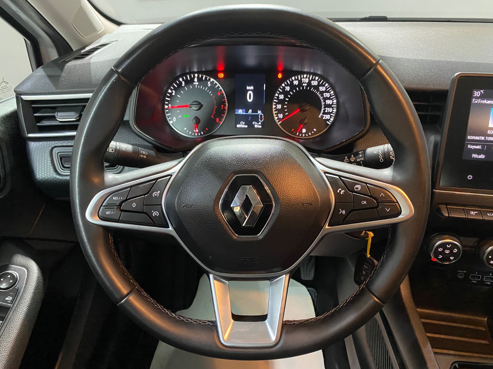 2023 Benzin Manuel Renault Clio Beyaz Gürel Tasarım Aksesuar Otomotiv San. Tic. Ltd. Şti.