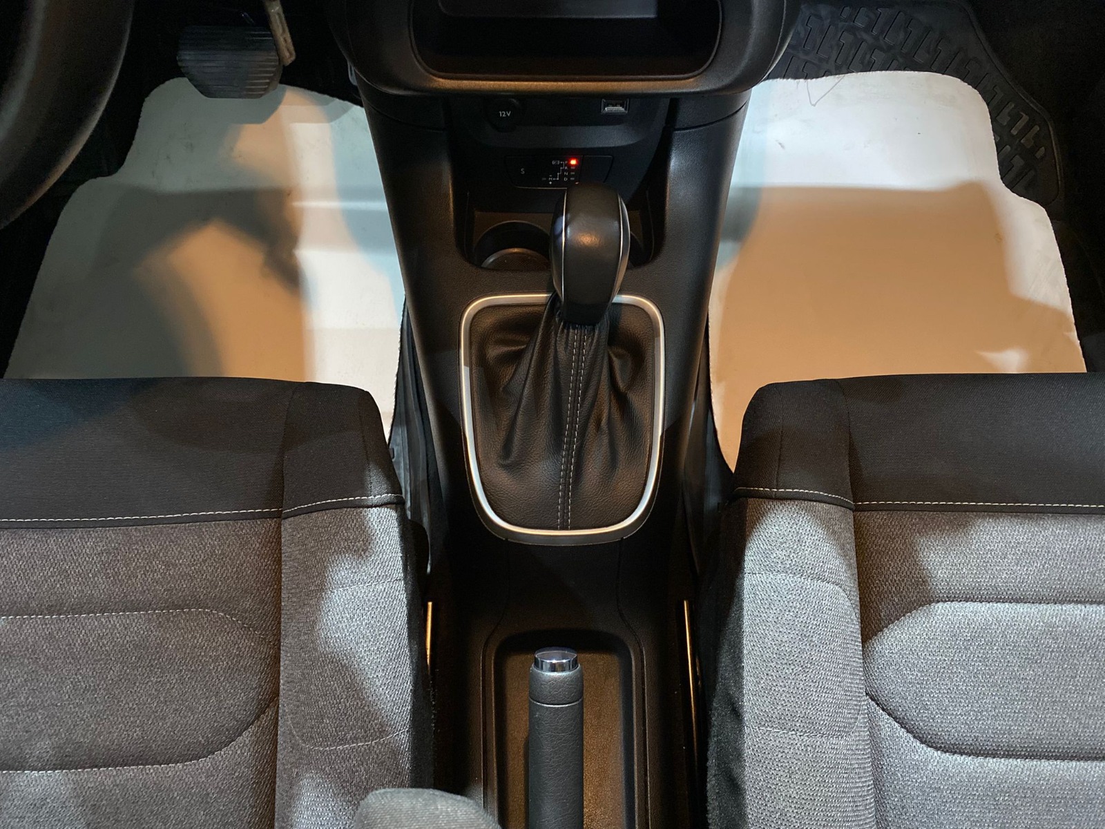 2021 Benzin Otomatik Citroen C3 Beyaz Gürel Tasarım Aksesuar Otomotiv San. Tic. Ltd. Şti.