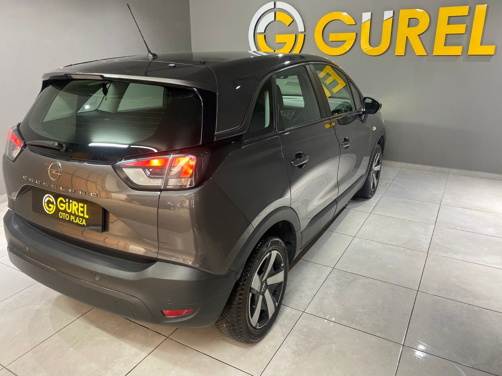 2022 Benzin Otomatik Opel Crossland Gri Gürel Tasarım Aksesuar Otomotiv San. Tic. Ltd. Şti.