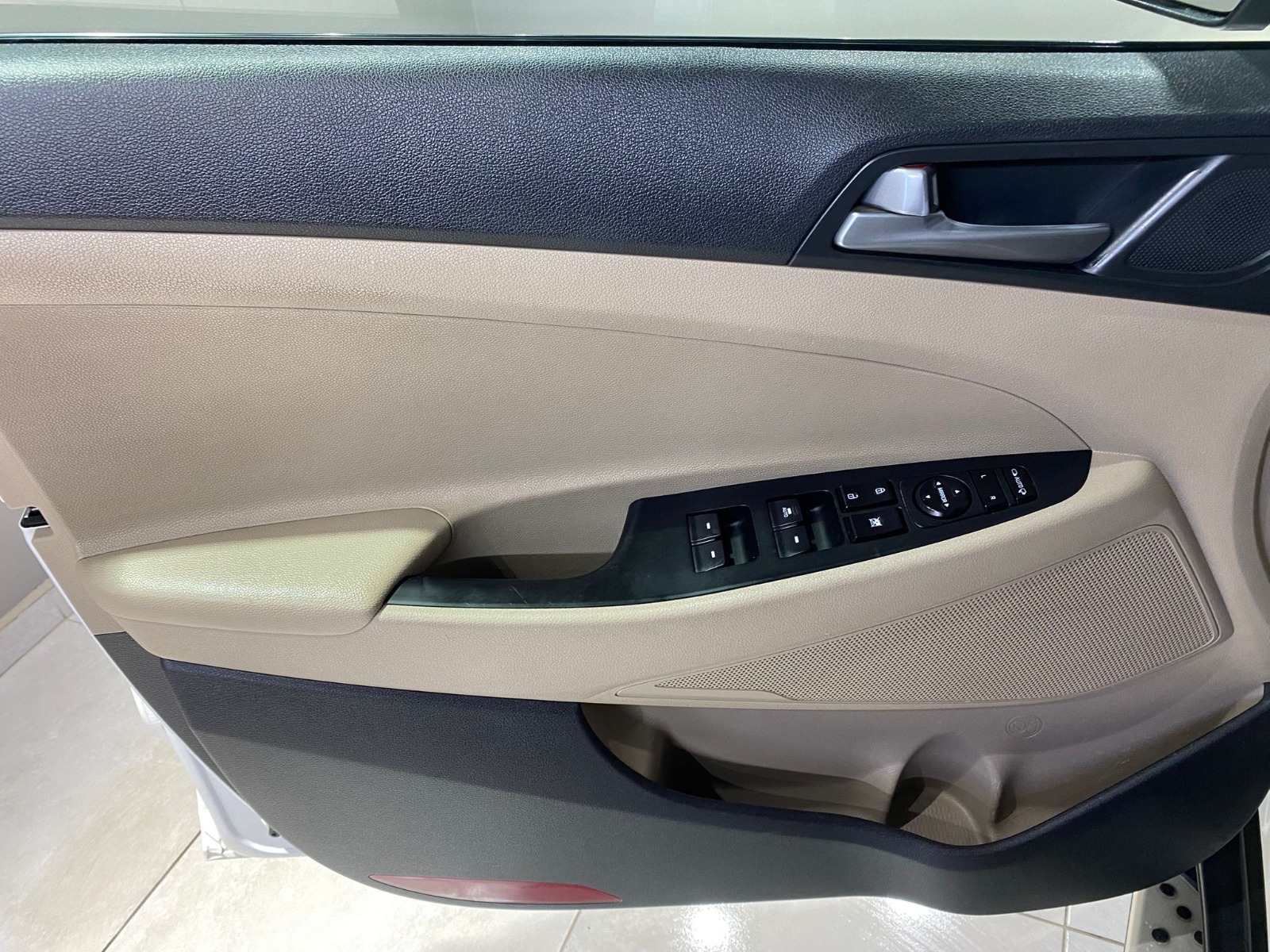 2016 Benzin Otomatik Hyundai Tucson Beyaz Gürel Tasarım Aksesuar Otomotiv San. Tic. Ltd. Şti.