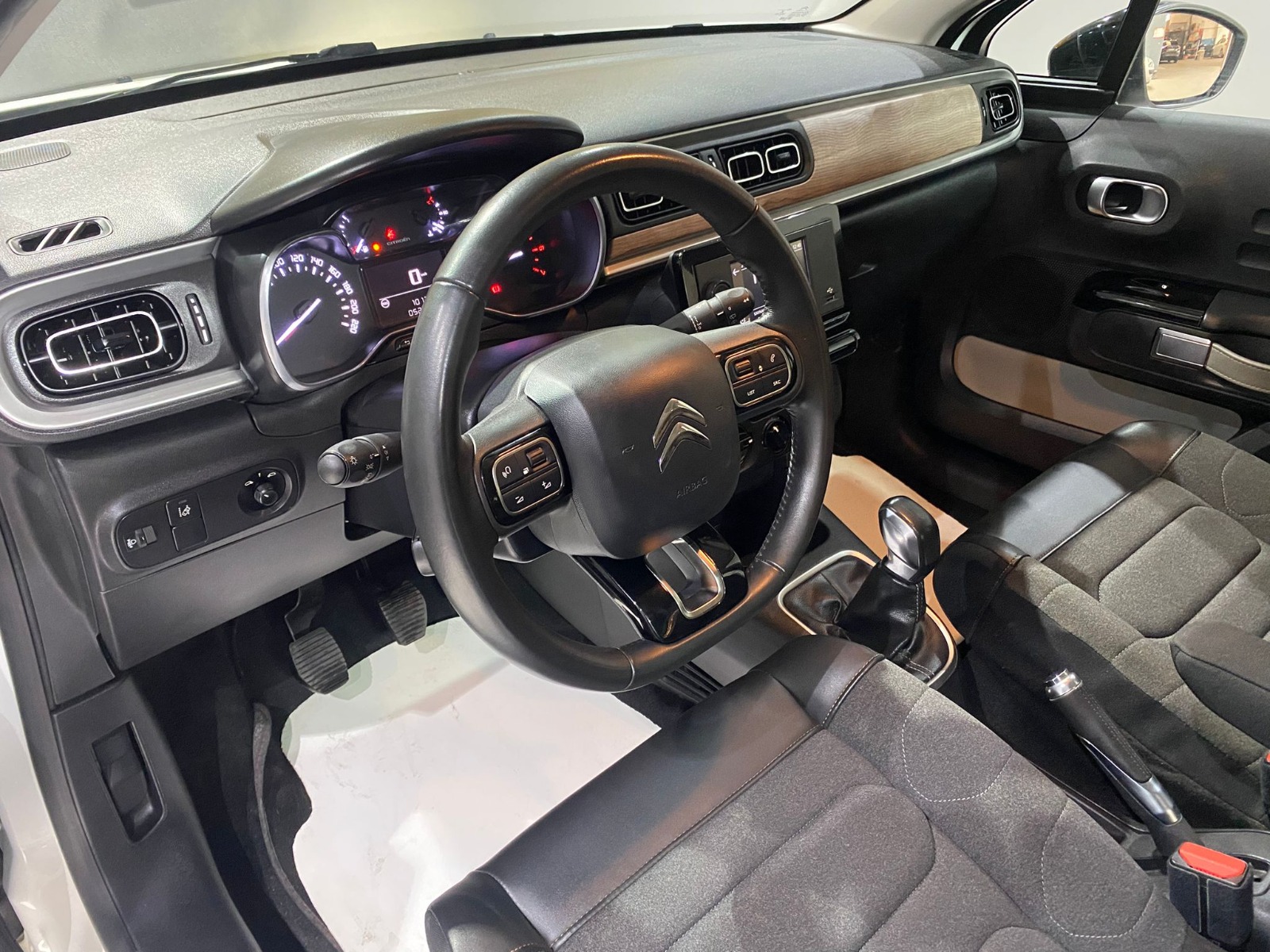 2022 Benzin Manuel Citroen C3 Beyaz Gürel Tasarım Aksesuar Otomotiv San. Tic. Ltd. Şti.