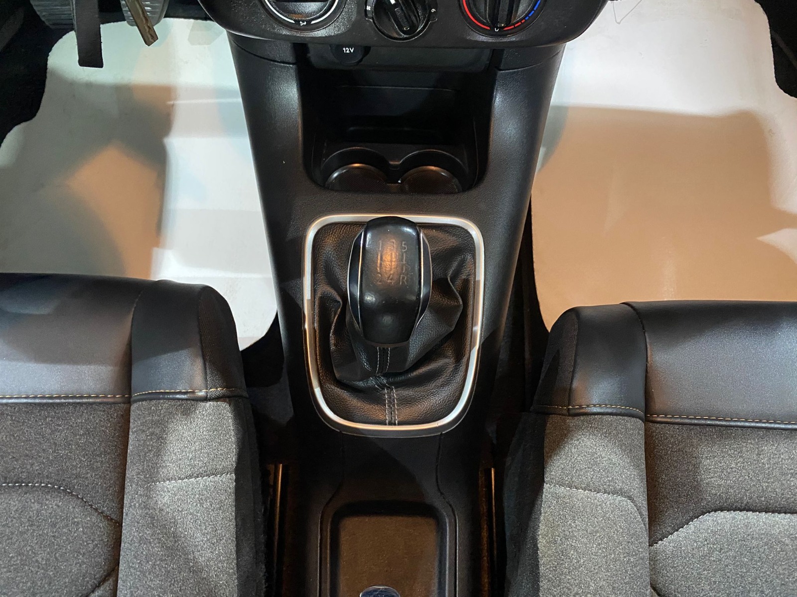 2022 Benzin Manuel Citroen C3 Beyaz Gürel Tasarım Aksesuar Otomotiv San. Tic. Ltd. Şti.