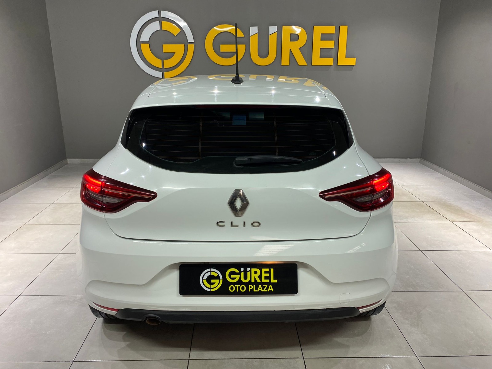 2021 Benzin Manuel Renault Clio Beyaz Gürel Tasarım Aksesuar Otomotiv San. Tic. Ltd. Şti.