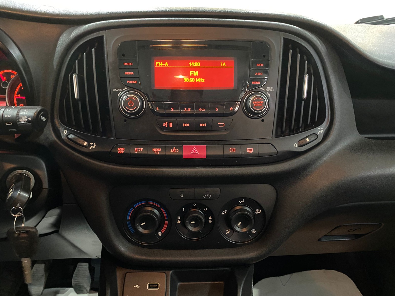 2022 Dizel Manuel Fiat Doblo Beyaz Gürel Tasarım Aksesuar Otomotiv San. Tic. Ltd. Şti.