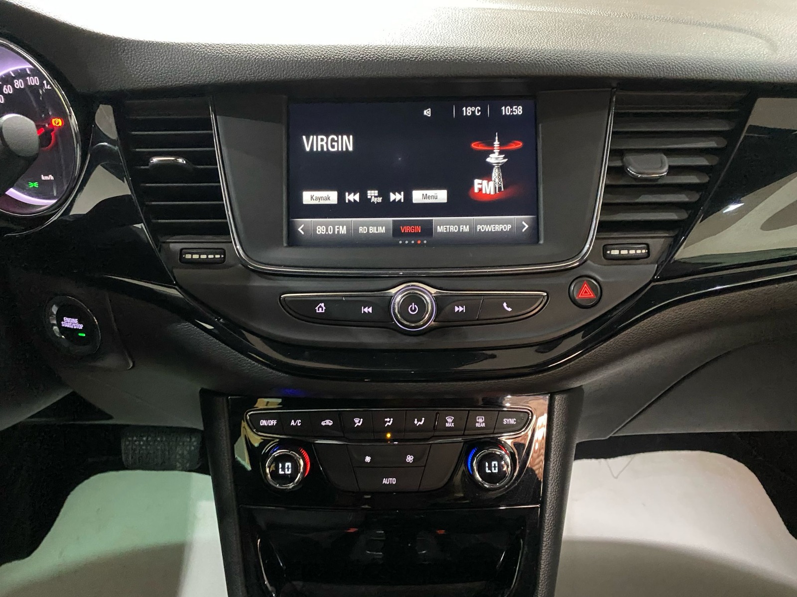 2017 Benzin Otomatik Opel Astra Kırmızı Gürel Tasarım Aksesuar Otomotiv San. Tic. Ltd. Şti.