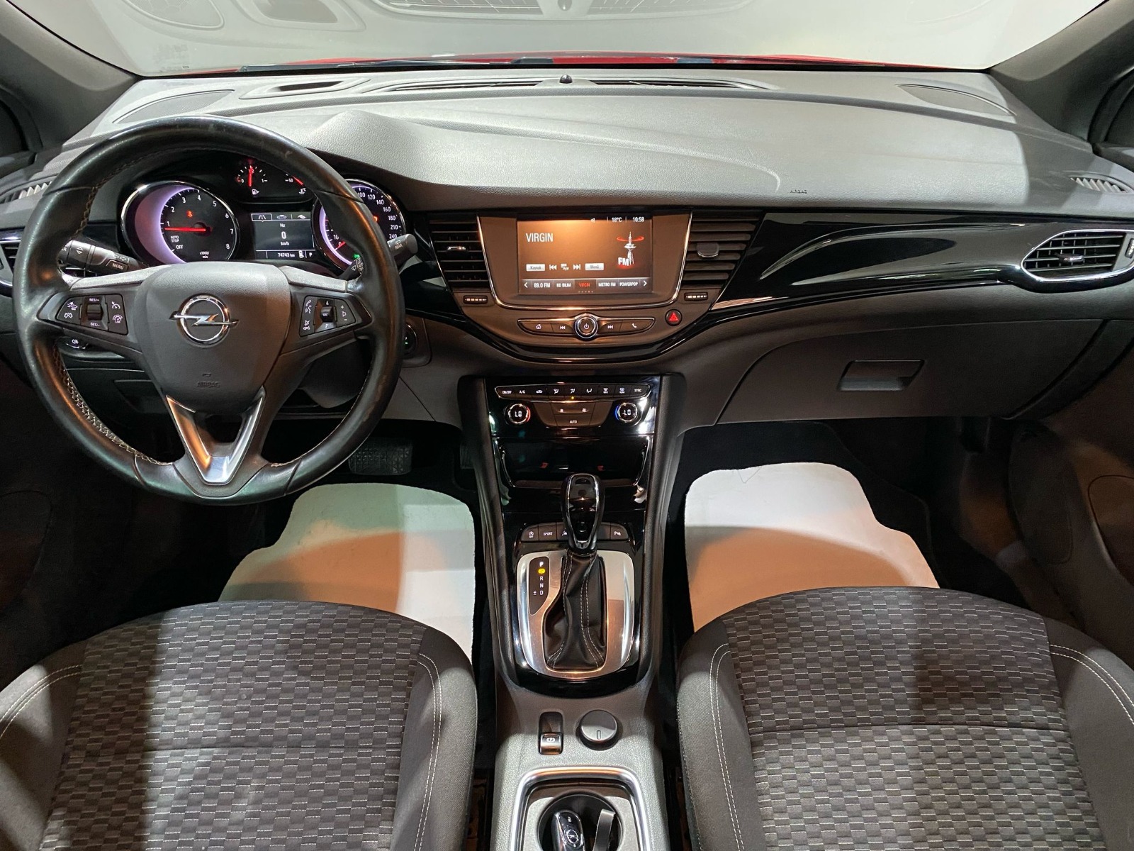 2017 Benzin Otomatik Opel Astra Kırmızı Gürel Tasarım Aksesuar Otomotiv San. Tic. Ltd. Şti.