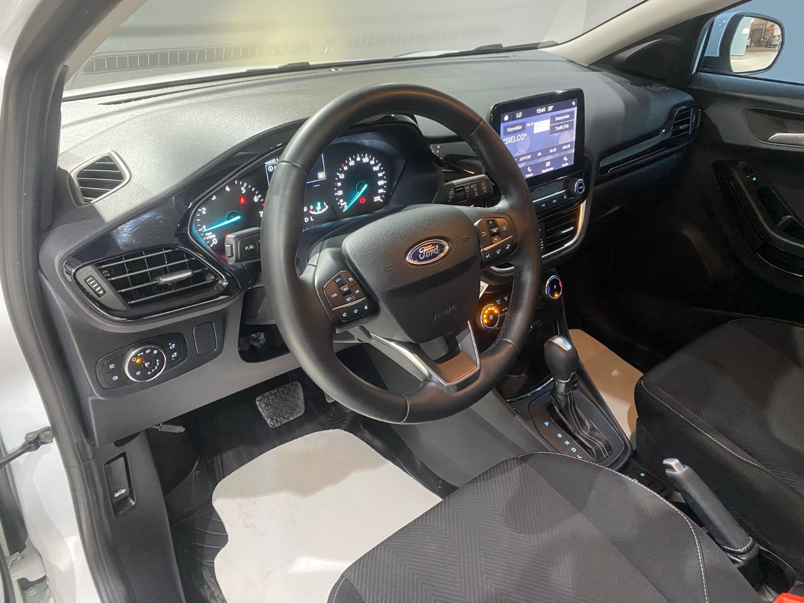 2023 Benzin Otomatik Ford Puma Beyaz Gürel Tasarım Aksesuar Otomotiv San. Tic. Ltd. Şti.