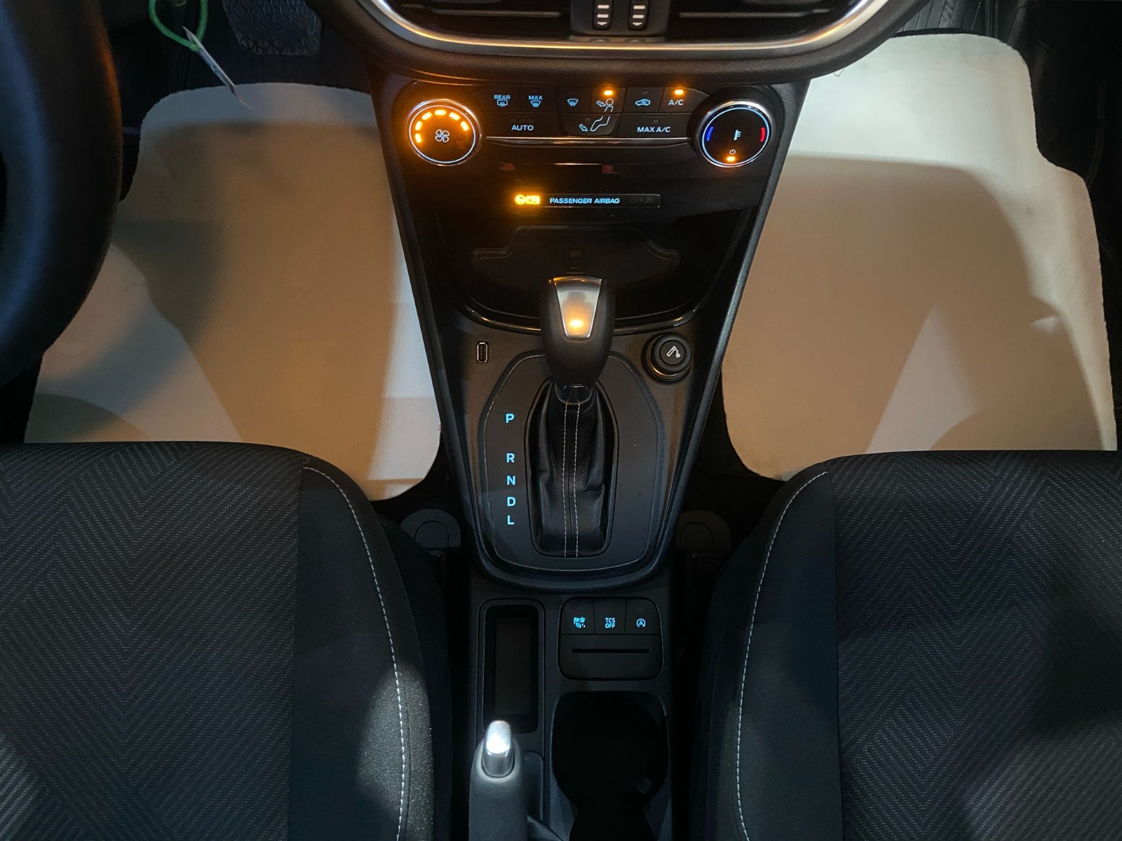 2023 Benzin Otomatik Ford Puma Beyaz Gürel Tasarım Aksesuar Otomotiv San. Tic. Ltd. Şti.