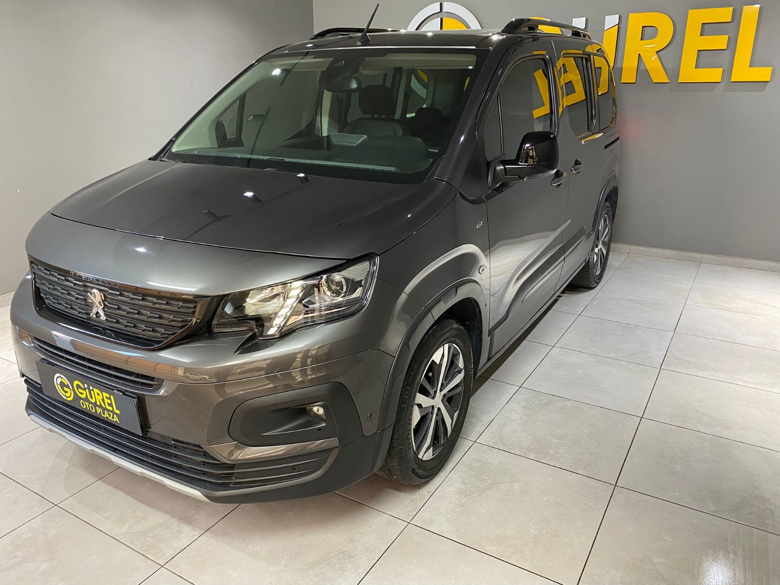 2023 Dizel Otomatik Peugeot Rifter Gri Gürel Tasarım Aksesuar Otomotiv San. Tic. Ltd. Şti.