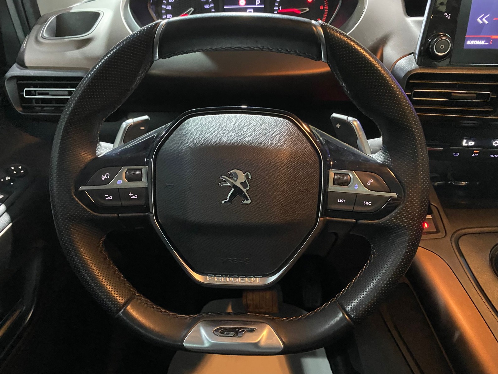 2023 Dizel Otomatik Peugeot Rifter Gri Gürel Tasarım Aksesuar Otomotiv San. Tic. Ltd. Şti.